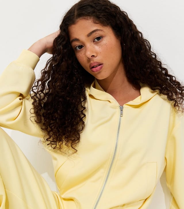 New Look Girls' Light Yellow Soft Touch Zipped Hoody New Look - 2