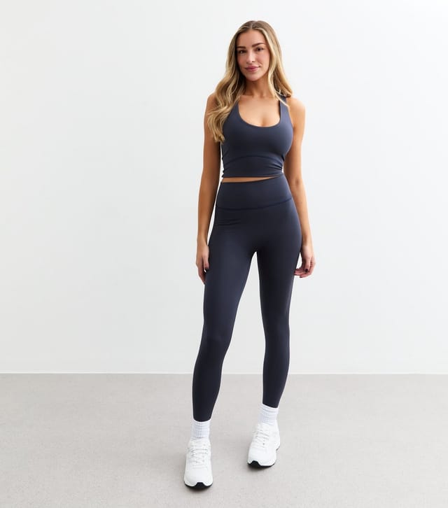 Rise Women's by Zara McDermott Navy Active Scoop Neck Vest Rise New Look - 3