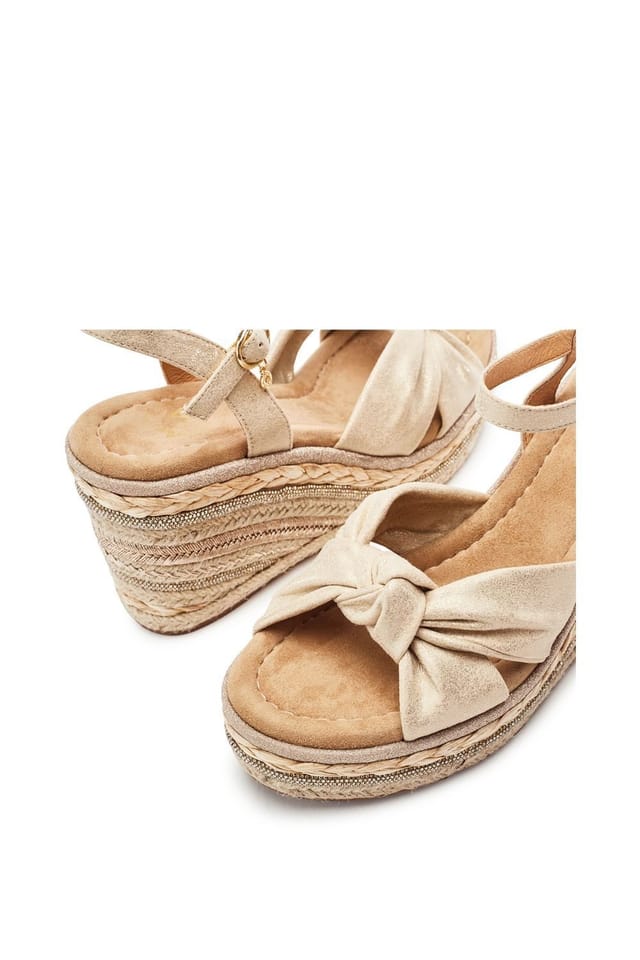 Moda In Pelle Moda In Pelle Women's 'Meerah' Alcantara Wedges in Gold - 3