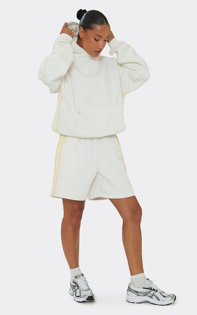 EGO Mid Rise Side Stripe Detail Oversized Sweat Jorts In White, Women's Size UK 6 - 2