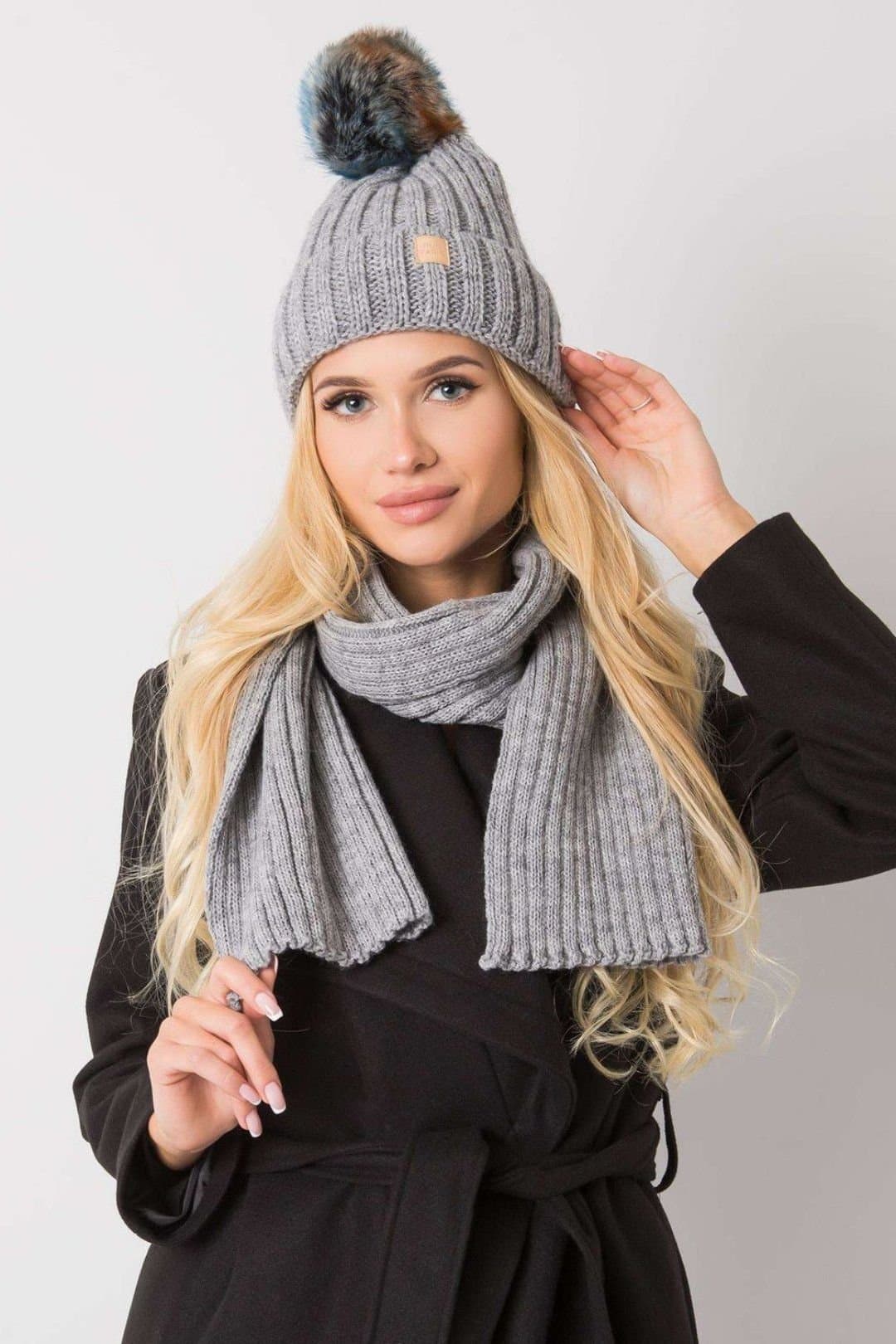 Love Lace Love Lace Women's Set of Winter Hat & Scarf for Warm Comfort All Season Cozy in Grey