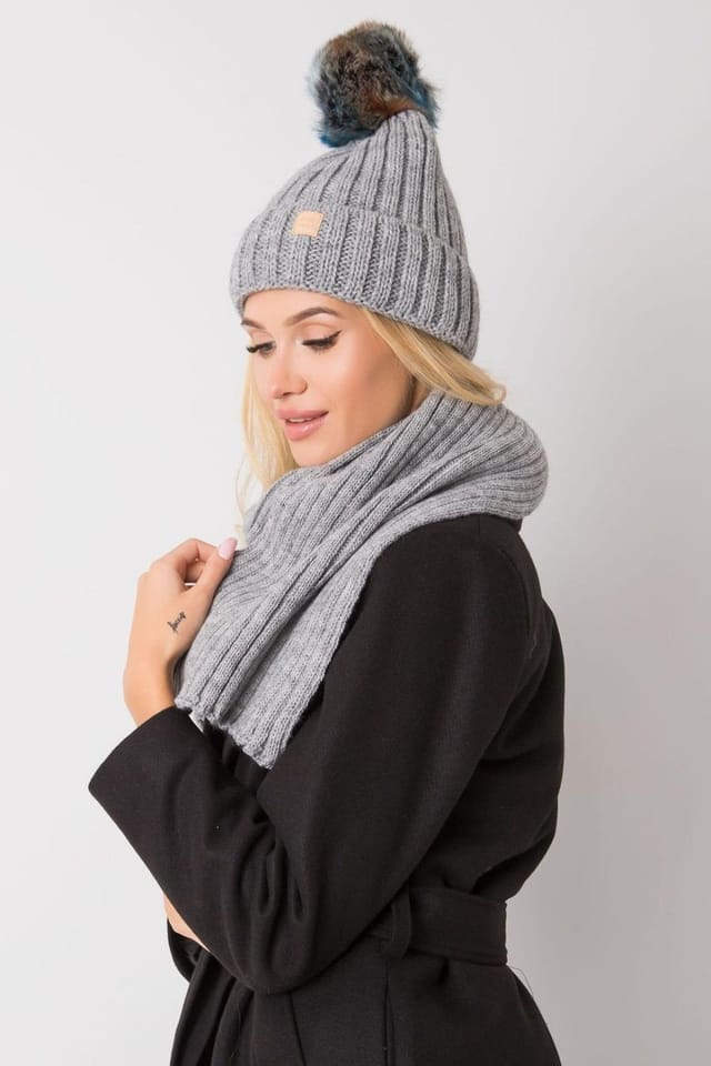 Love Lace Love Lace Women's Set of Winter Hat & Scarf for Warm Comfort All Season Cozy in Grey - 2