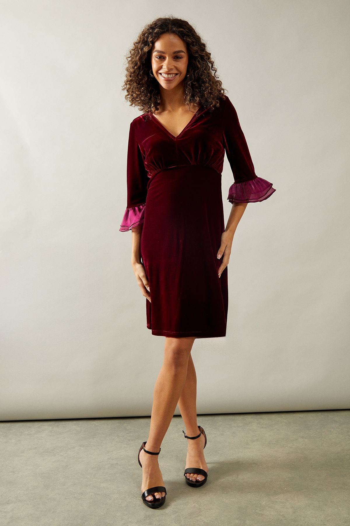 Wallis Wallis Women's Occasion Velvet Pleated Cuff Mini Dress in Wine - 2