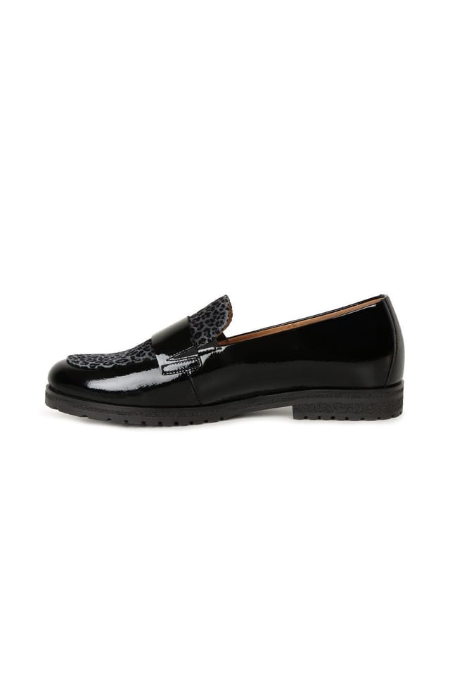 Gabor Gabor Women's 'Elder' Smart Loafers in Black - 2