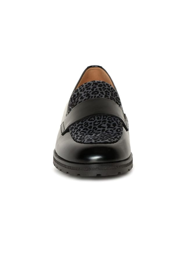 Gabor Gabor Women's 'Elder' Smart Loafers in Black - 3