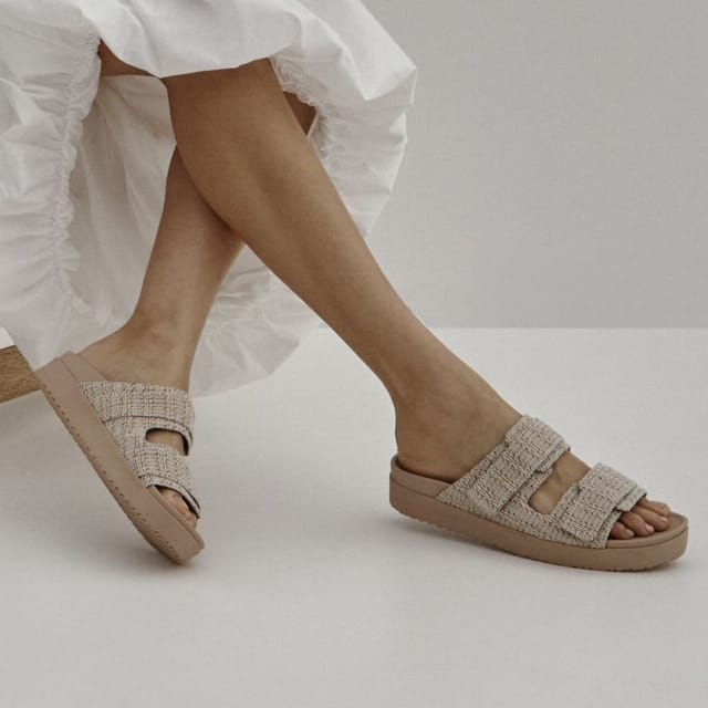 Vionic Vionic Women's Riviera Slide Sandals in Cream - 2