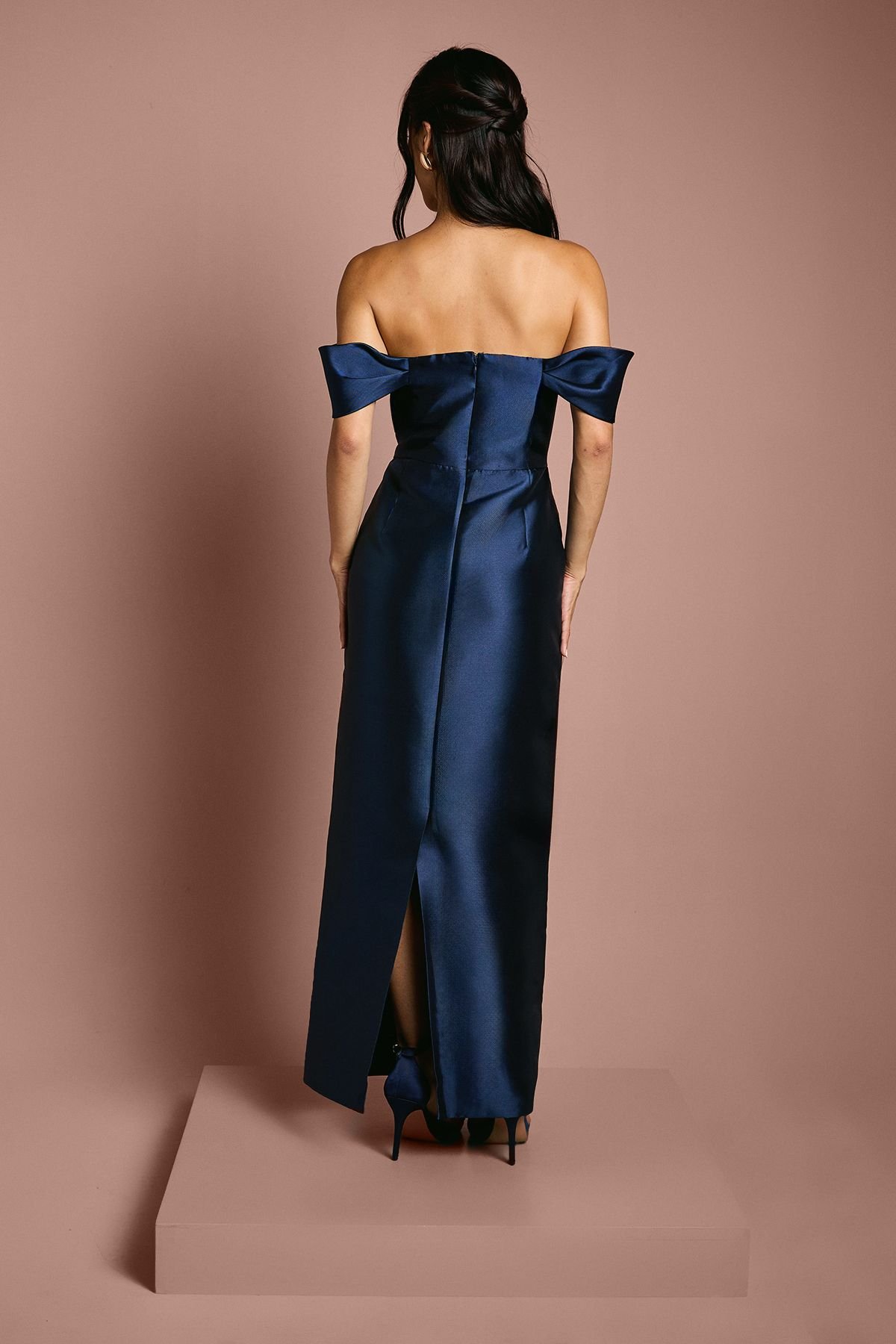 Coast Coast Women's Honoured Twill Bardot Column Midi Bridesmaid Dress in Navy - 3