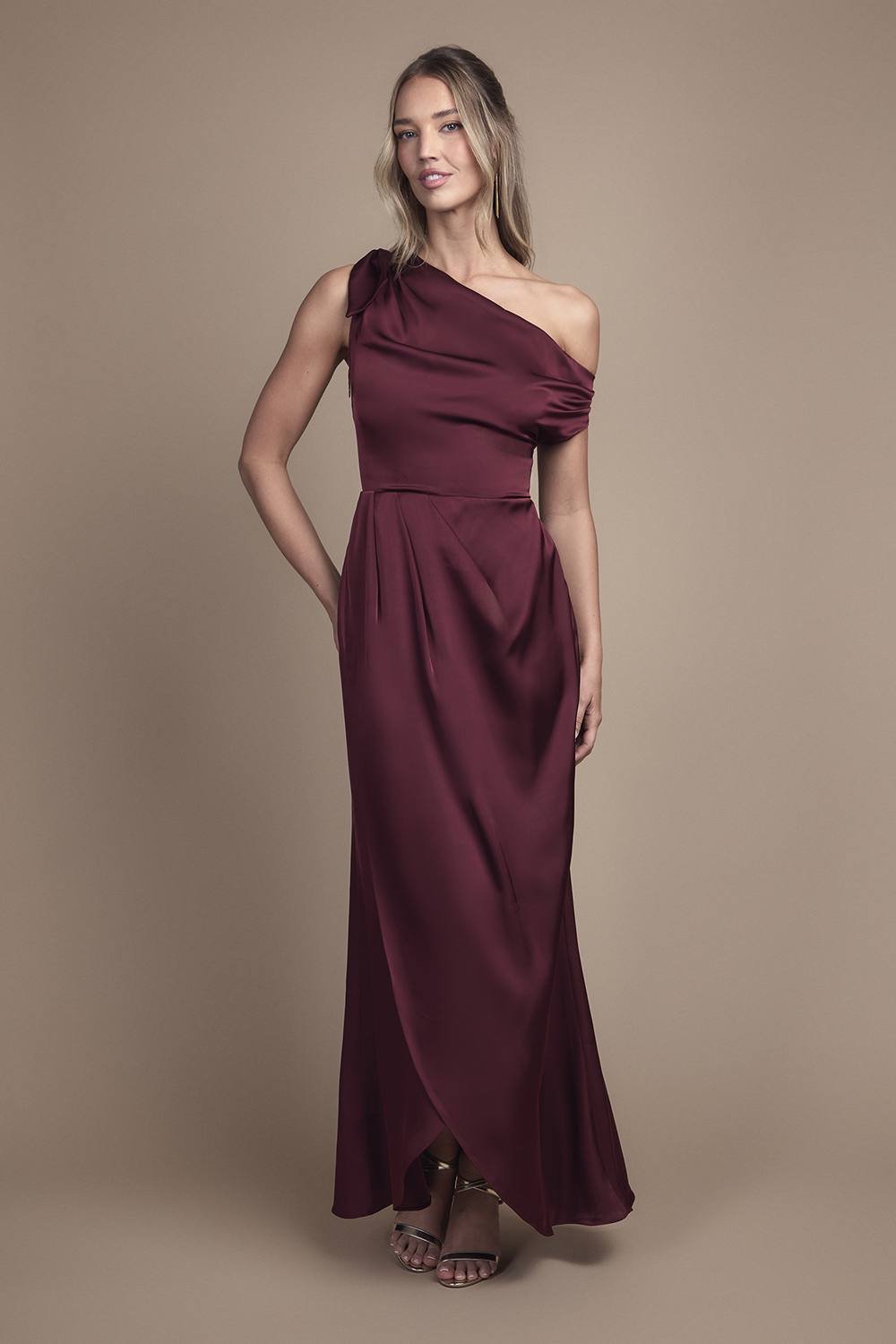 Coast Coast Women's Fallen Shoulder Bow Detail Bridesmaid Maxi Dress in Malbec - 1