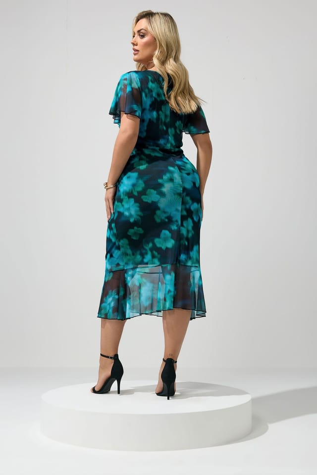 Yours Yours Women's Blur Print Gathered Midi Dress in Teal - 3