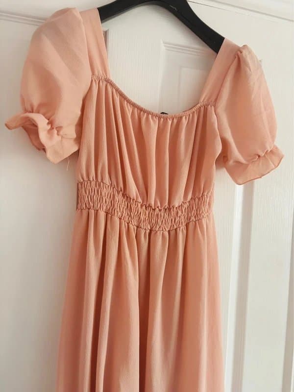 Boohoo Boohoo plunge milkmaid pink ruffle knee length wedding party holiday 10-12 same day post