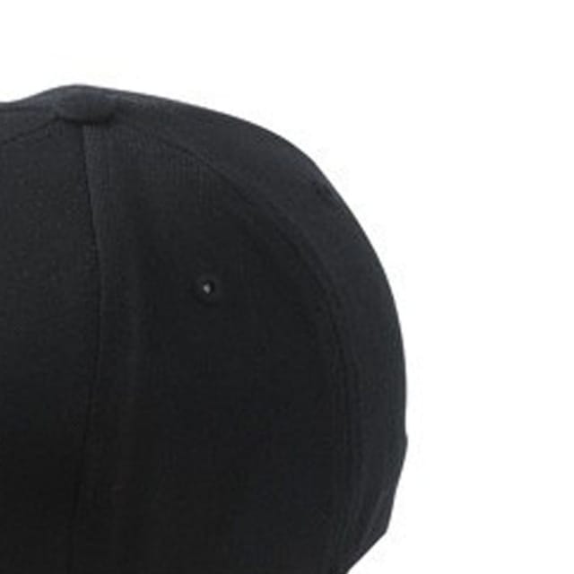 Myrtle Beach Myrtle Beach Men's Flexfit 6 Panel Flat Peak Baseball Cap in Black - 2