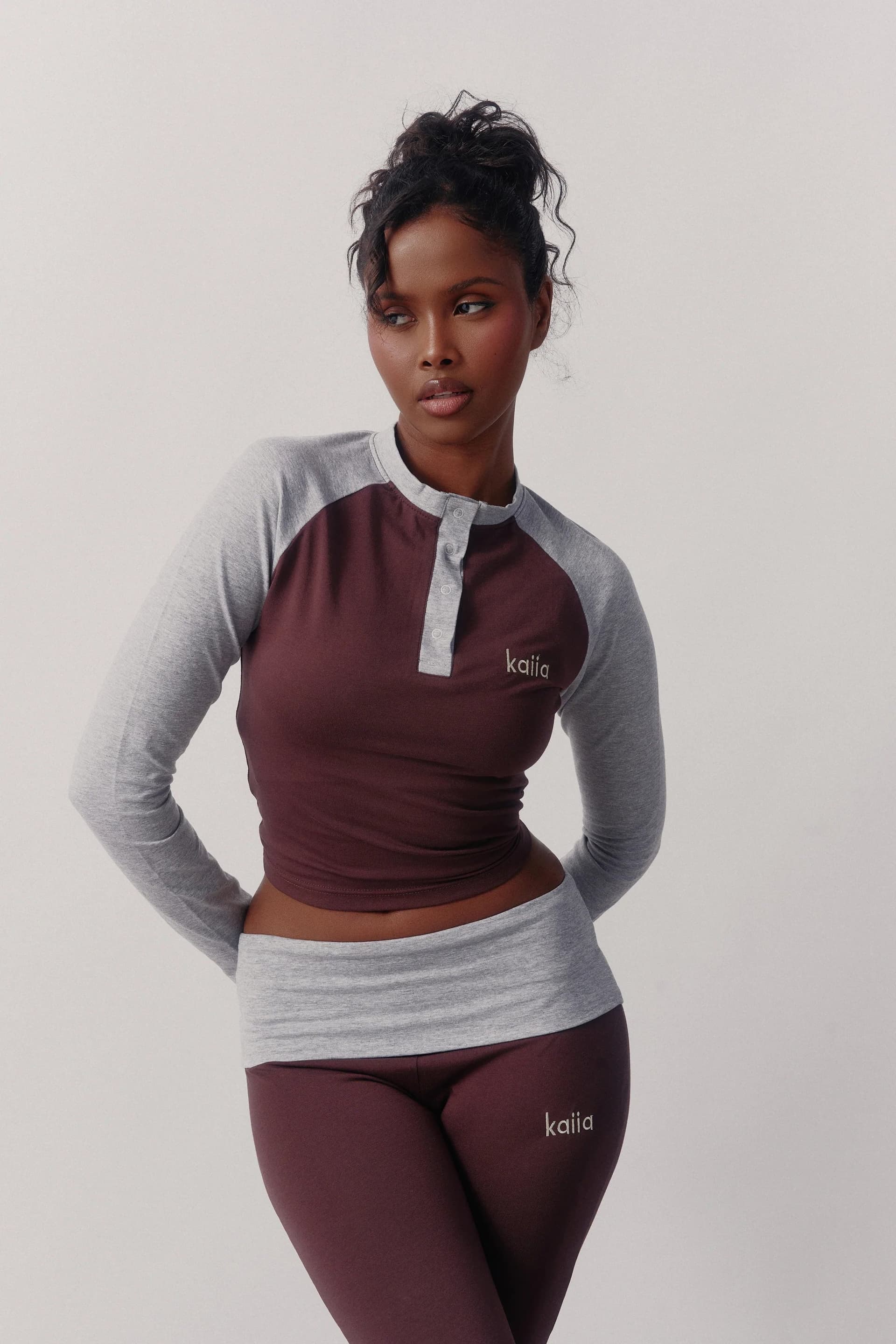 Kaiia Kaiia Henley Long Sleeve Top Mocha Brown & Grey