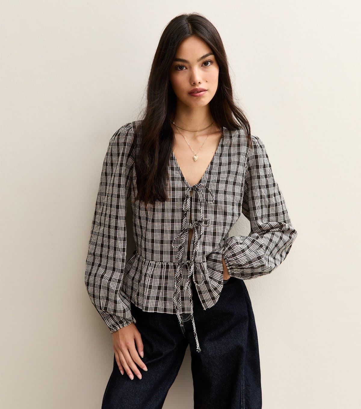 New Look Women's Black Check Tie Front Blouse New Look