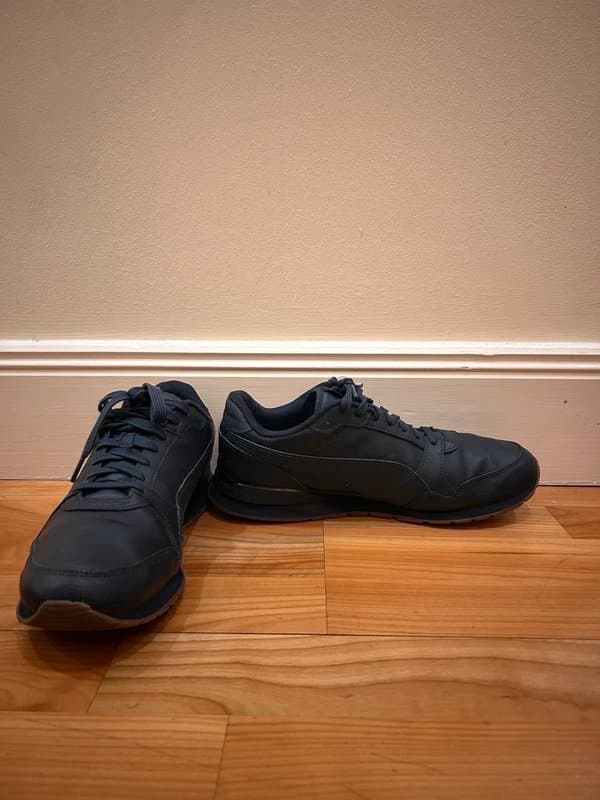 Puma Puma Black Leather Trainers UK 9.5 EU 44 US 10.5 Triple Black Smart Casual Shoes