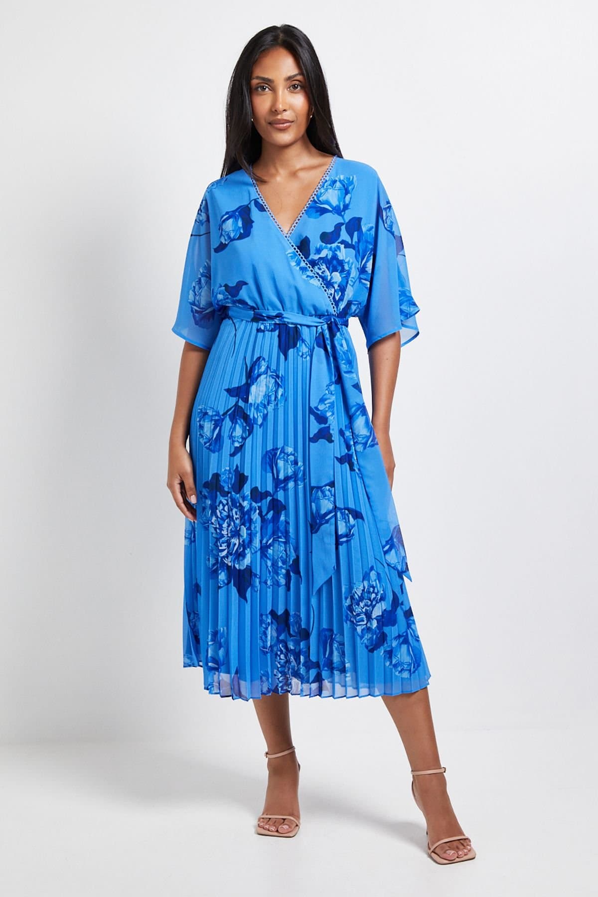 Wallis Wallis Women's Petite Floral Pleated Midi Dress in Blue