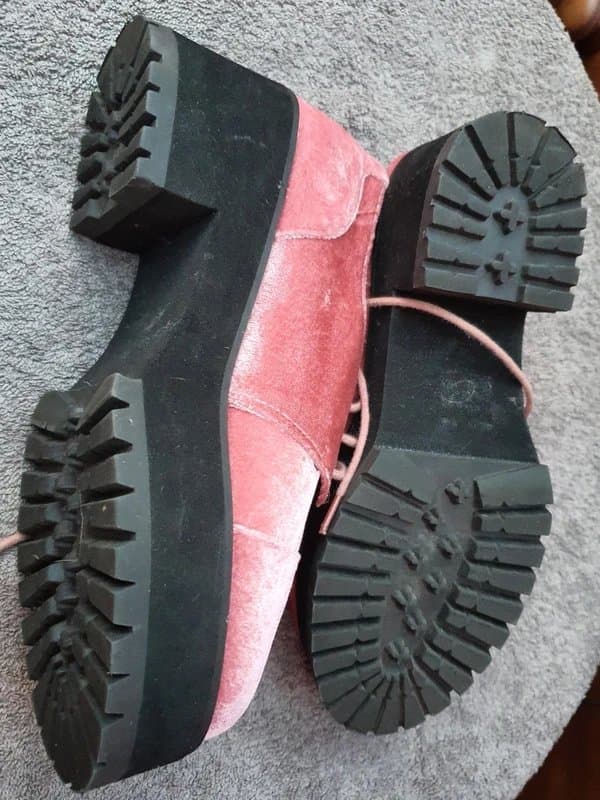 ASOS Pink Velvet Women's Shoes.Size 6. 6cm block heel.
