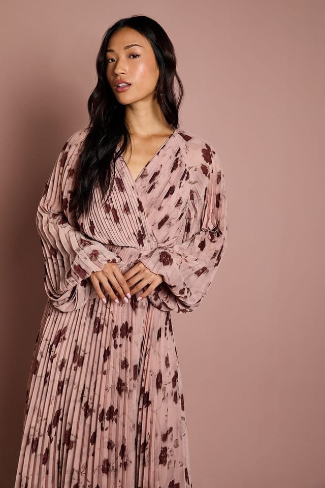 Coast Coast Women's Long Sleeve Chiffon Pleated Wrap Midi Dress in Blush - 2