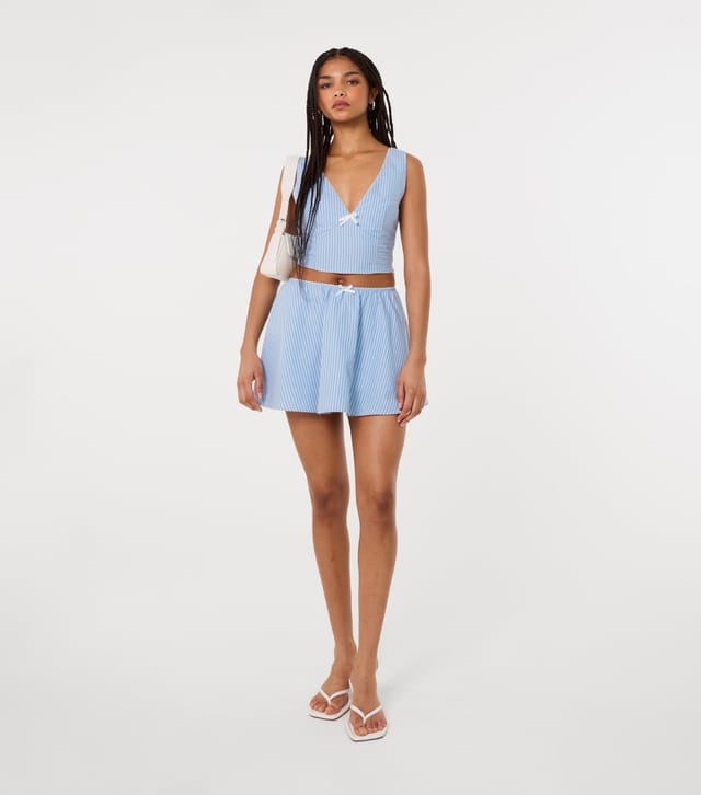 Pink Vanilla Women's Blue Striped V-Neck Crop Top Pink Vanilla New Look - 2