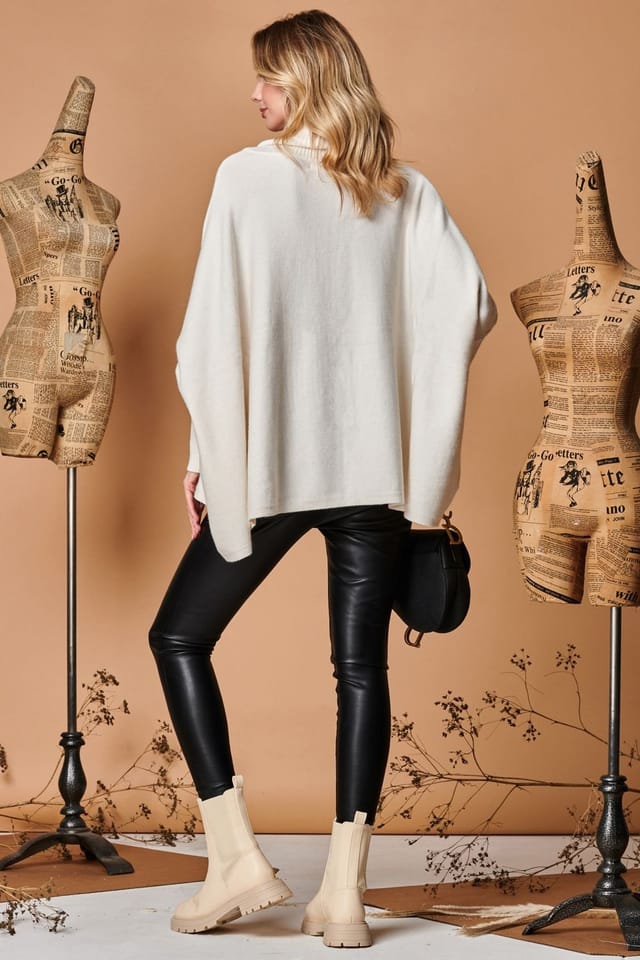 Jolie Moi Jolie Moi Women's Star Front Roll Neck Knit Jumper in Off-White - 2
