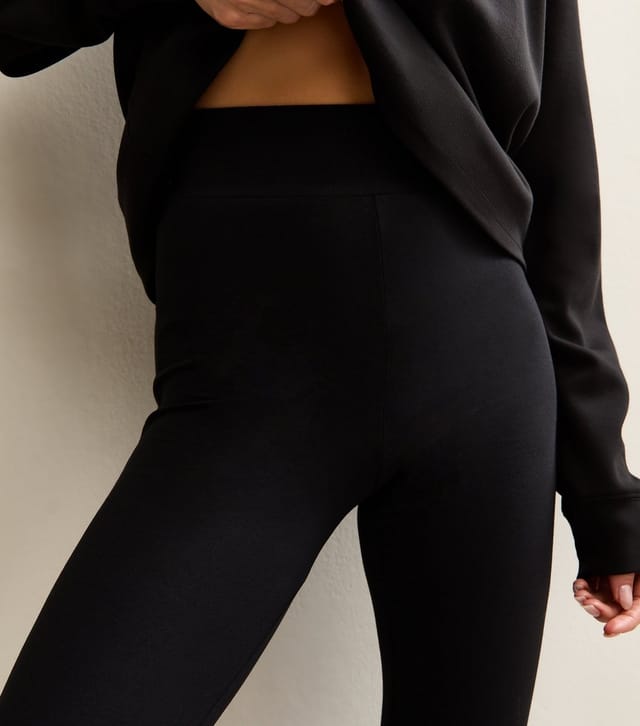 New Look Women's Tall Black High Waist Stretch Kick Flare Leggings New Look - 2
