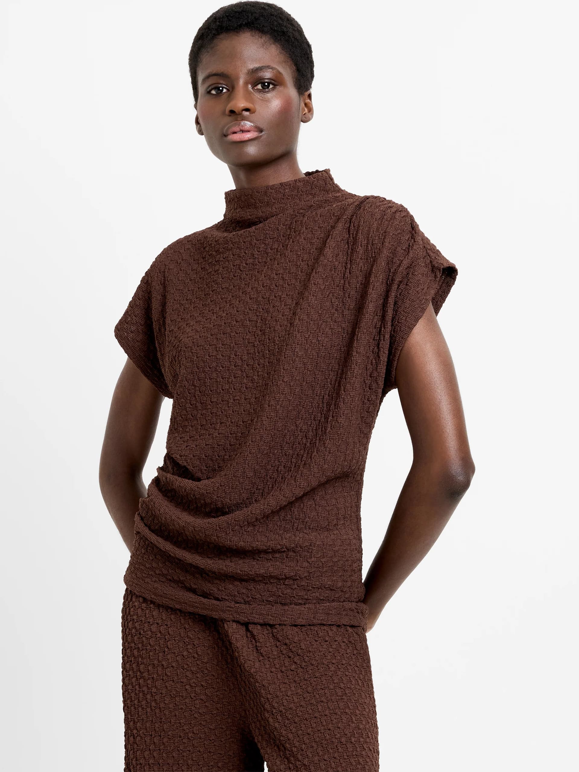 French Connection Textured Short Sleeve Ruched T-Shirt Chocolate Brown