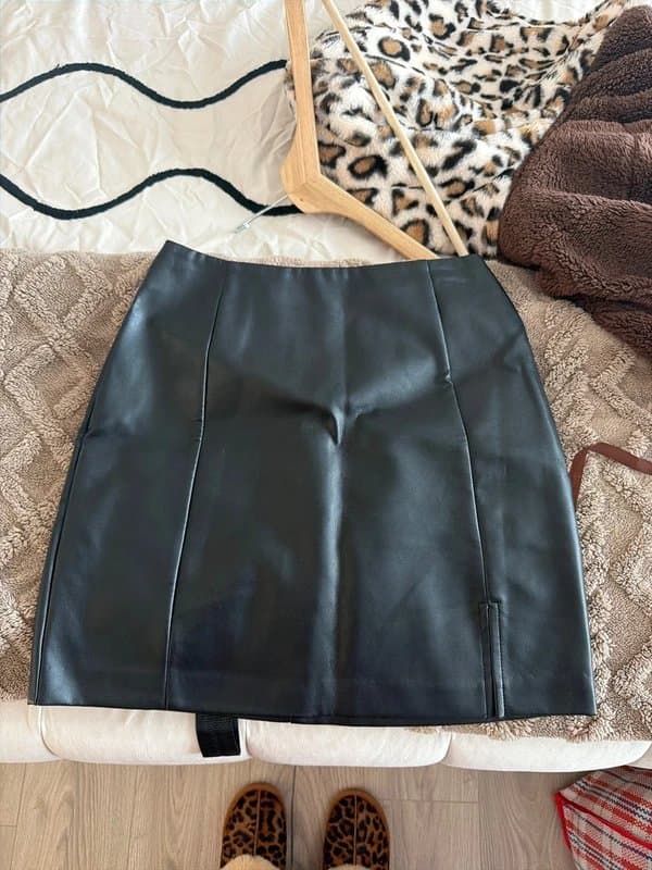 New Look Black leather skirt