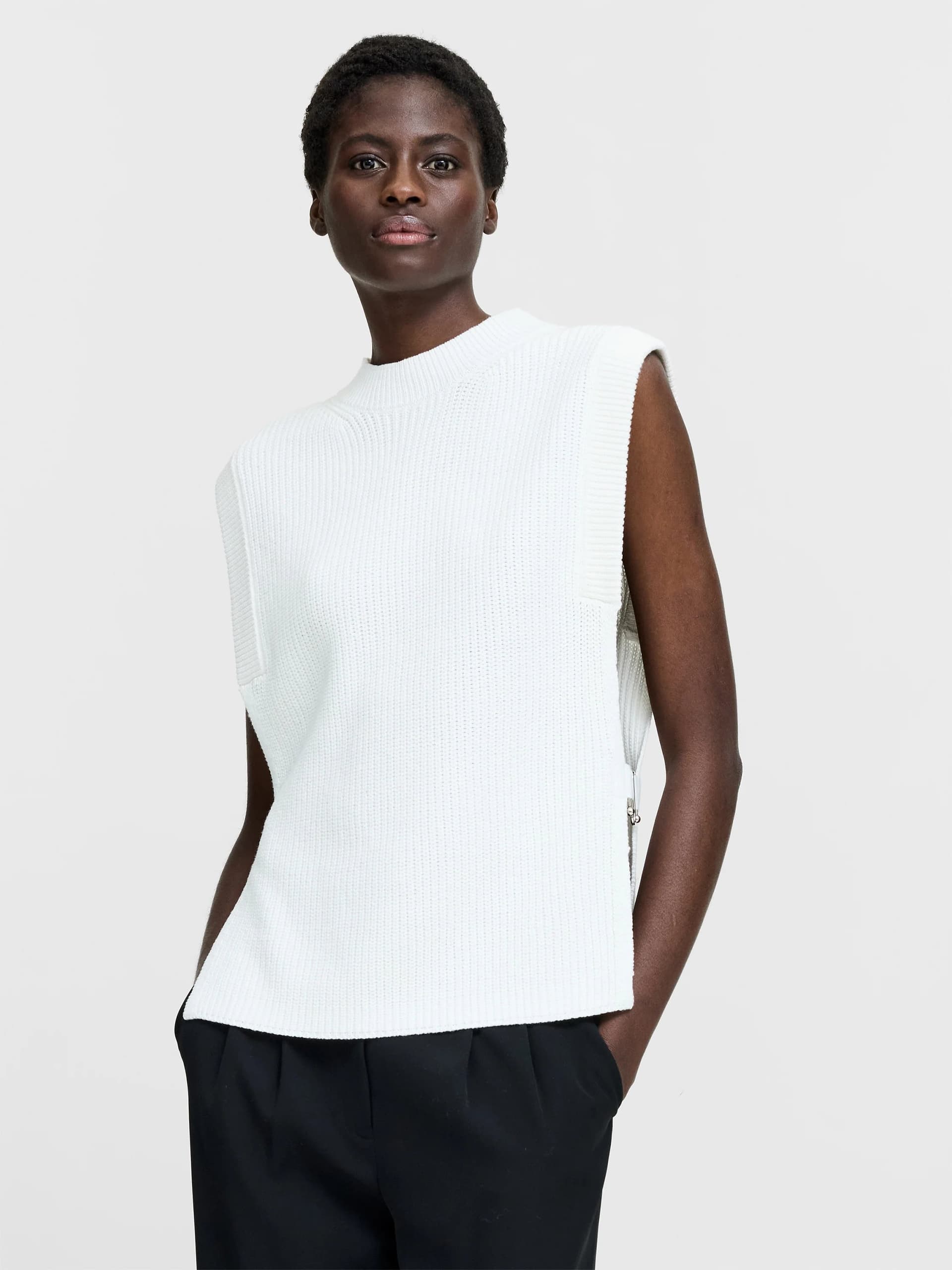 French Connection Lottie Cream Hardware Tabard Porcelain/Silver