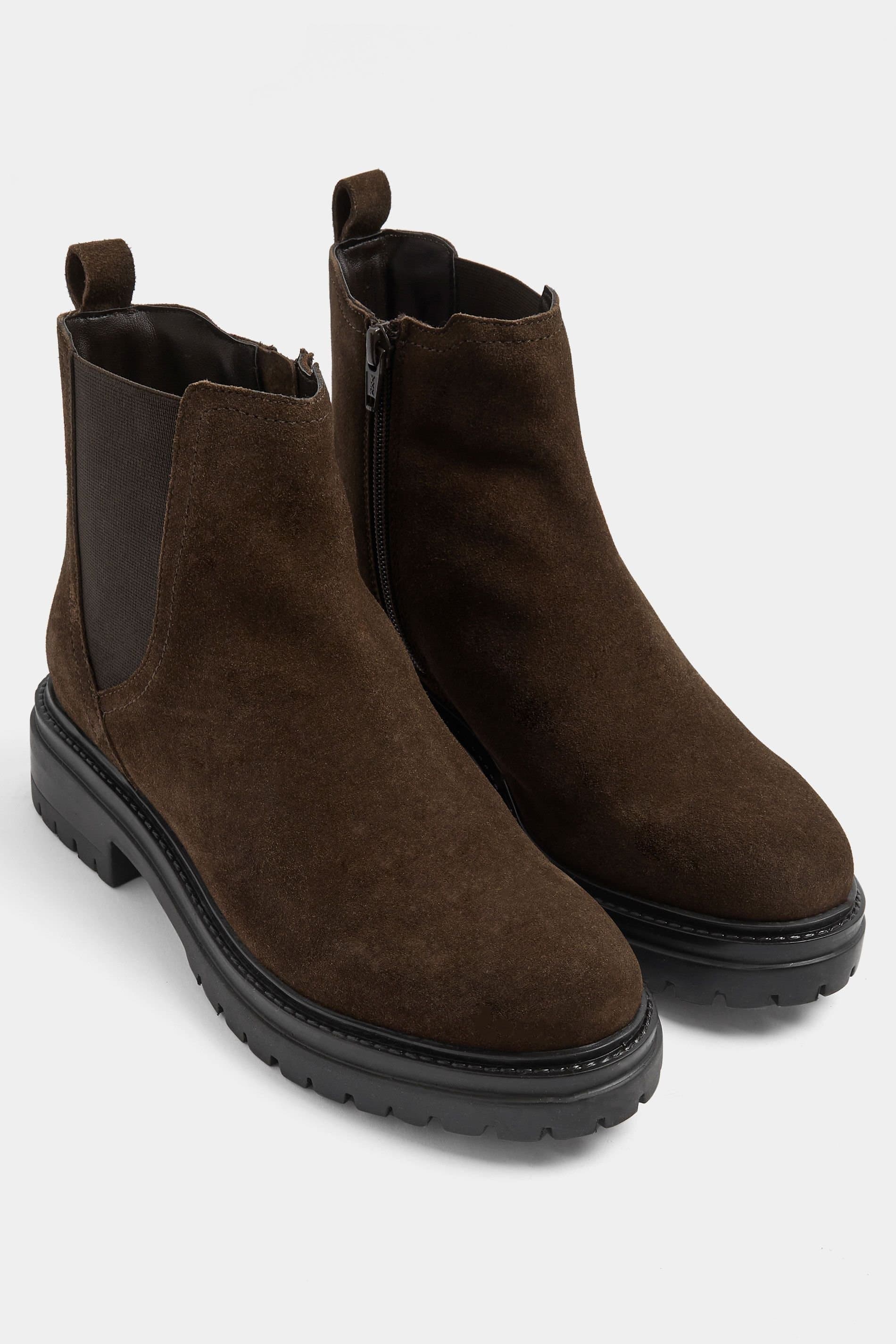 Yours Yours Women's Suede Chelsea Boots In Wide E Fit in Chocolate