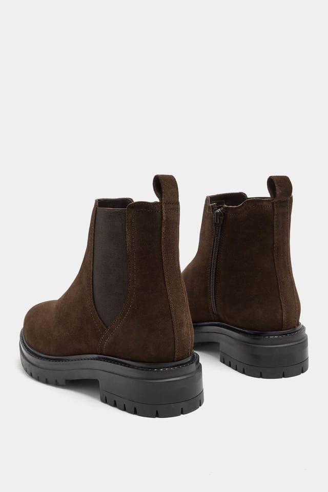 Yours Yours Women's Suede Chelsea Boots In Wide E Fit in Chocolate - 2