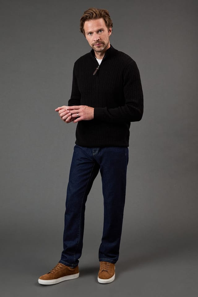 Maine Maine Men's Premium Pure Cotton Cable Half Zip Jumper in Black - 2