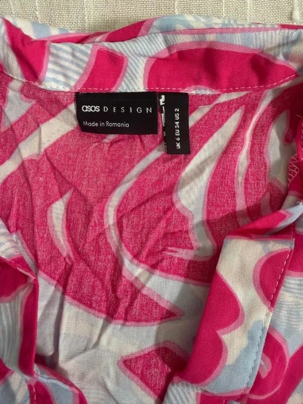 ASOS Design Shirt in blue& pink, Uk size 6/ xs, never worn