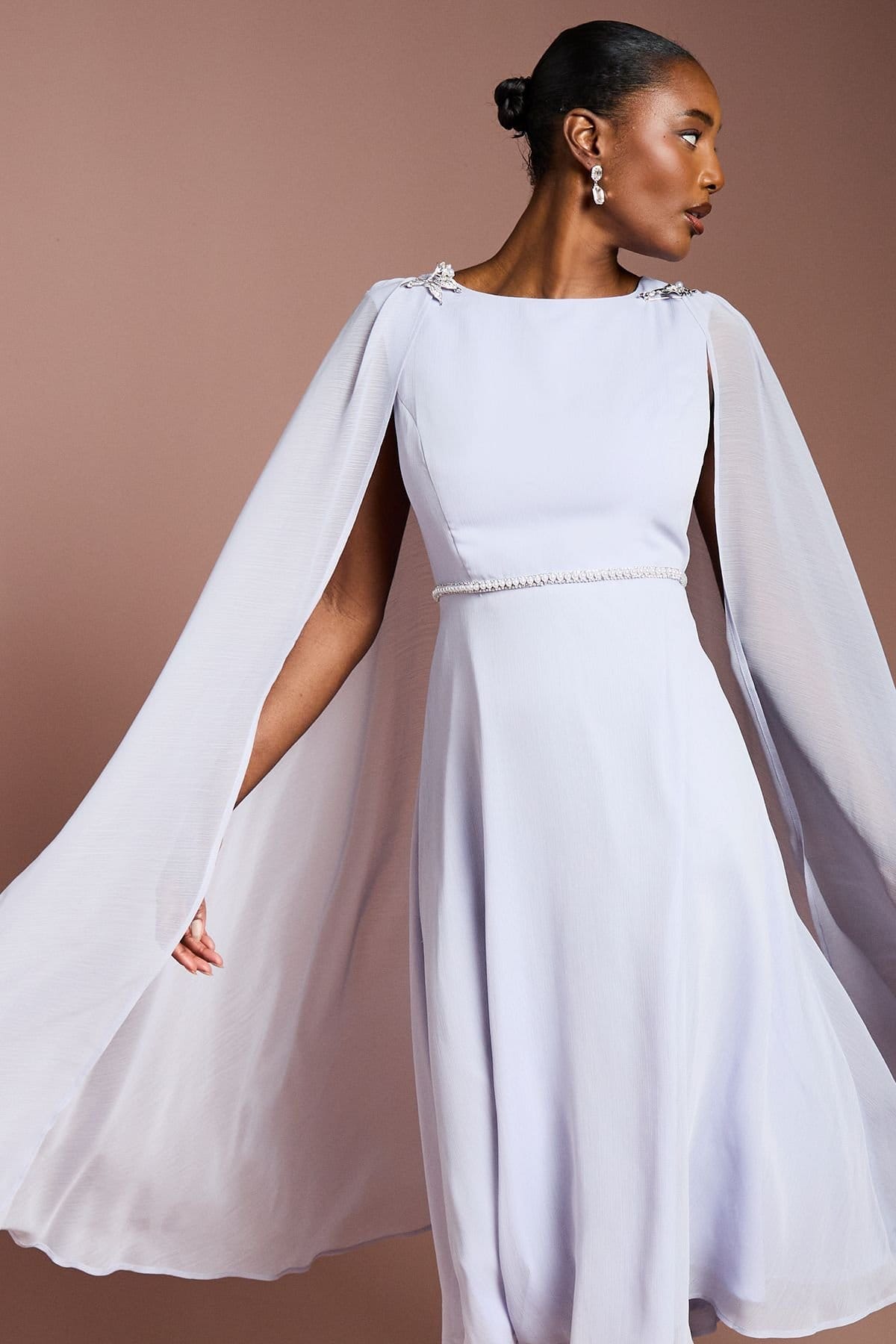 Coast Coast Women's Detachable Cape Georgette Dress with Diamante Broach Detail in Lilac - 4