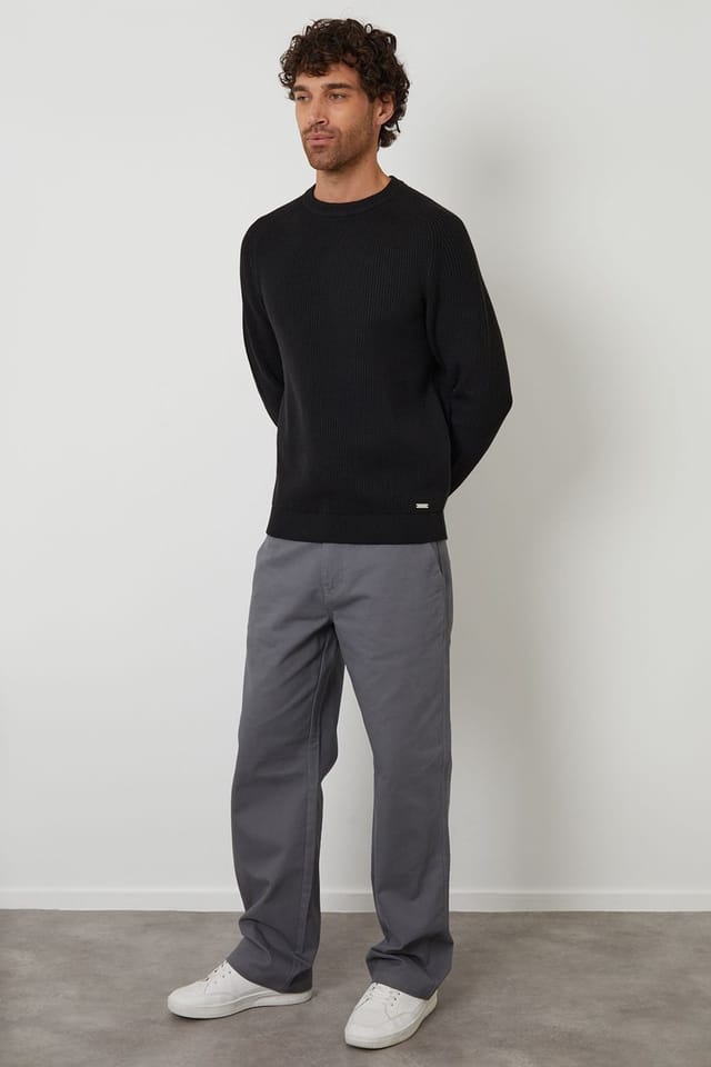 Threadbare Threadbare Men's Saddle Sleeve Knitted Crew Neck Jumper in Black - 3