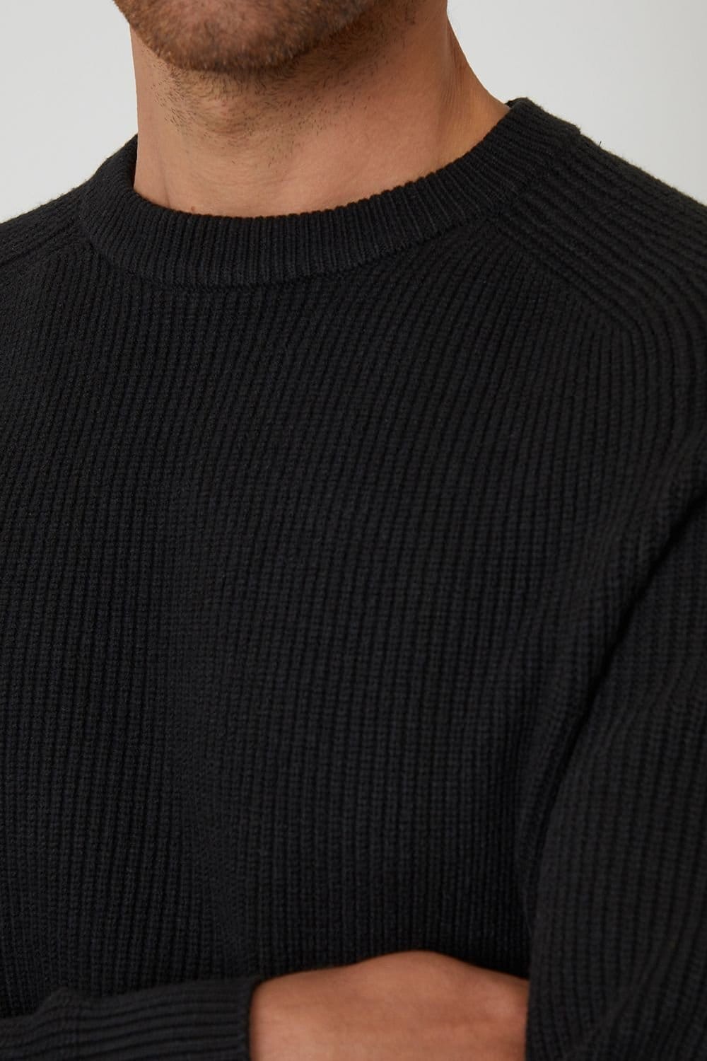 Threadbare Threadbare Men's Saddle Sleeve Knitted Crew Neck Jumper in Black - 4