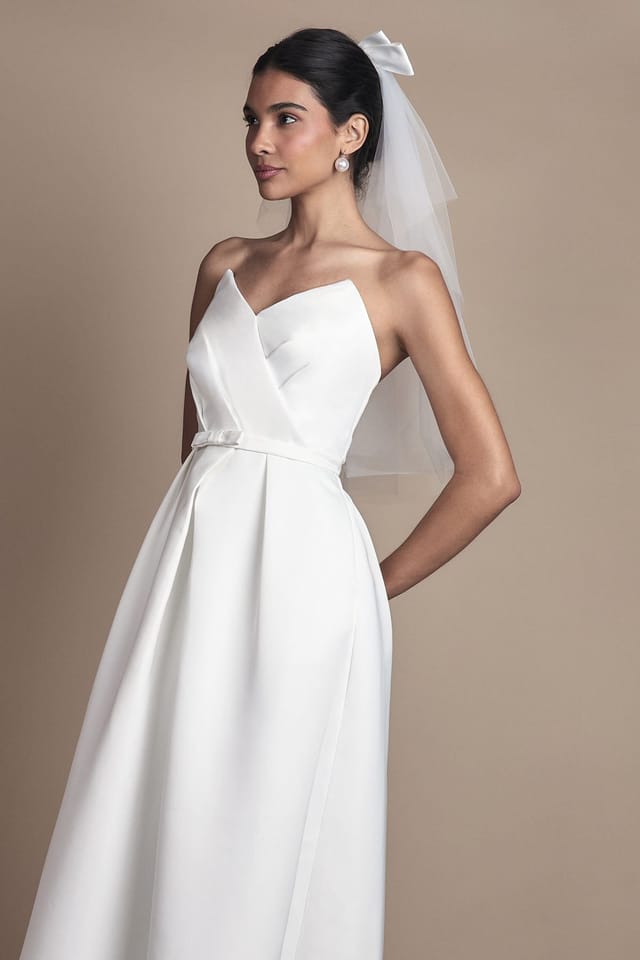 Coast Coast Women's Strapless Sweetheart Full Skirted Wedding Dress in Ivory - 2