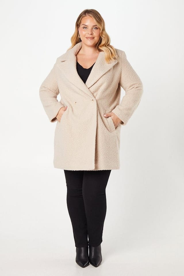 Dorothy Perkins Dorothy Perkins Women's Curve Teddy Boyfriend Coat in Oatmeal - 2