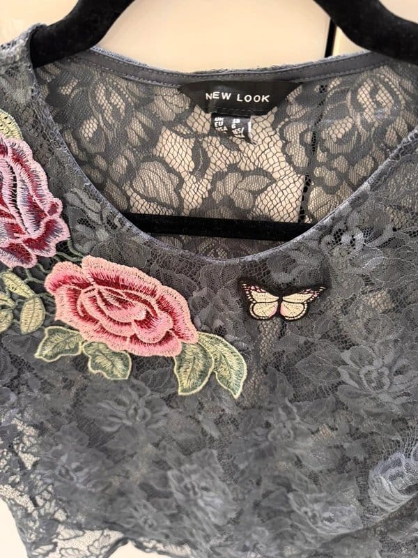 New Look Grey lace crop top - 1