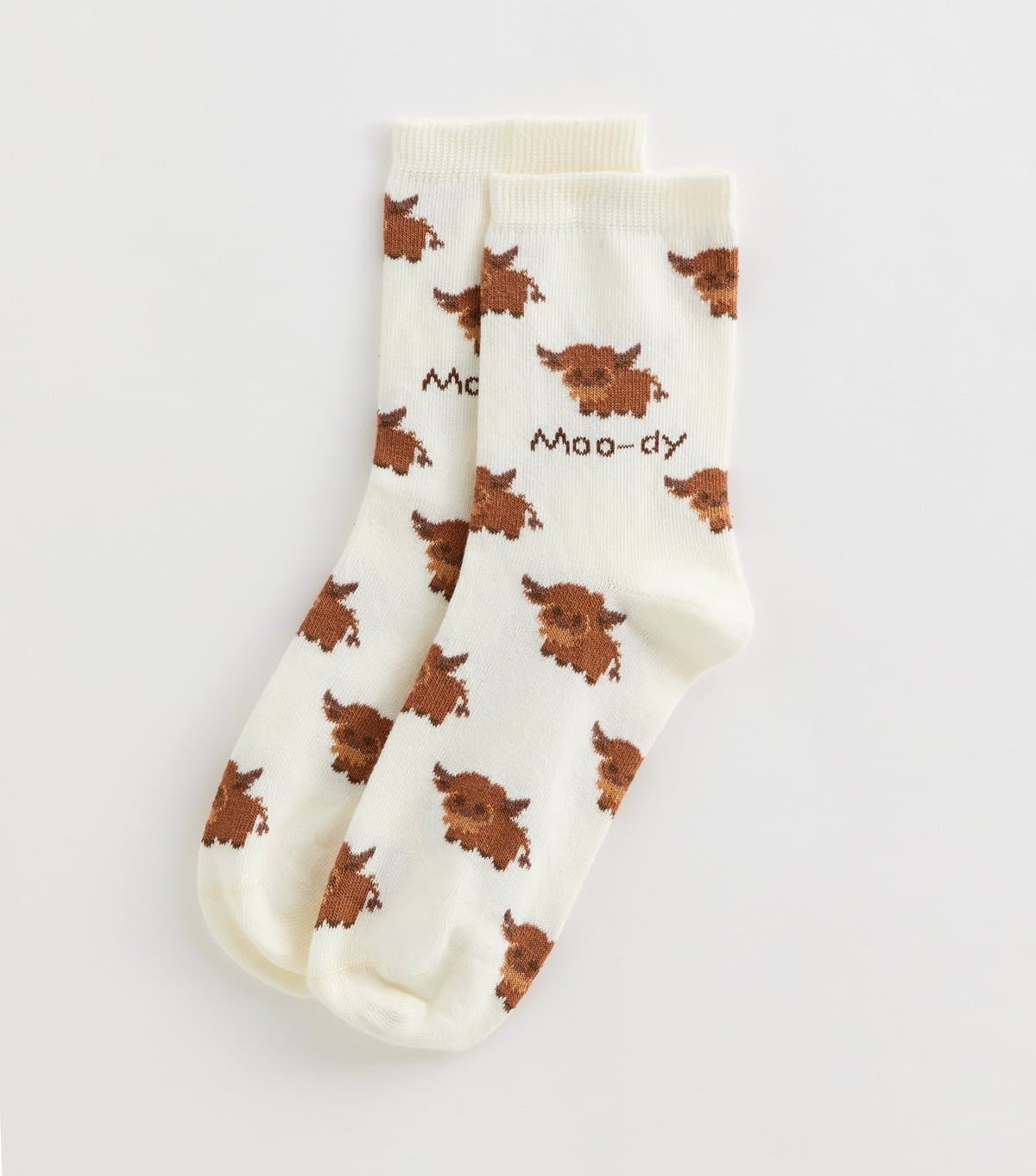 New Look Cream Moo-Dy Highland Cow Pattern Socks New Look