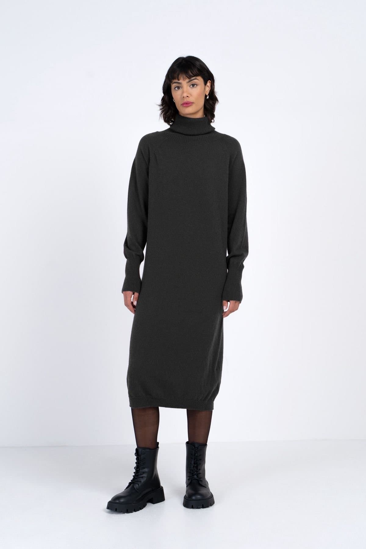 Kettlewell Kettlewell Women's Turtle Neck Knitted Dress in Charcoal