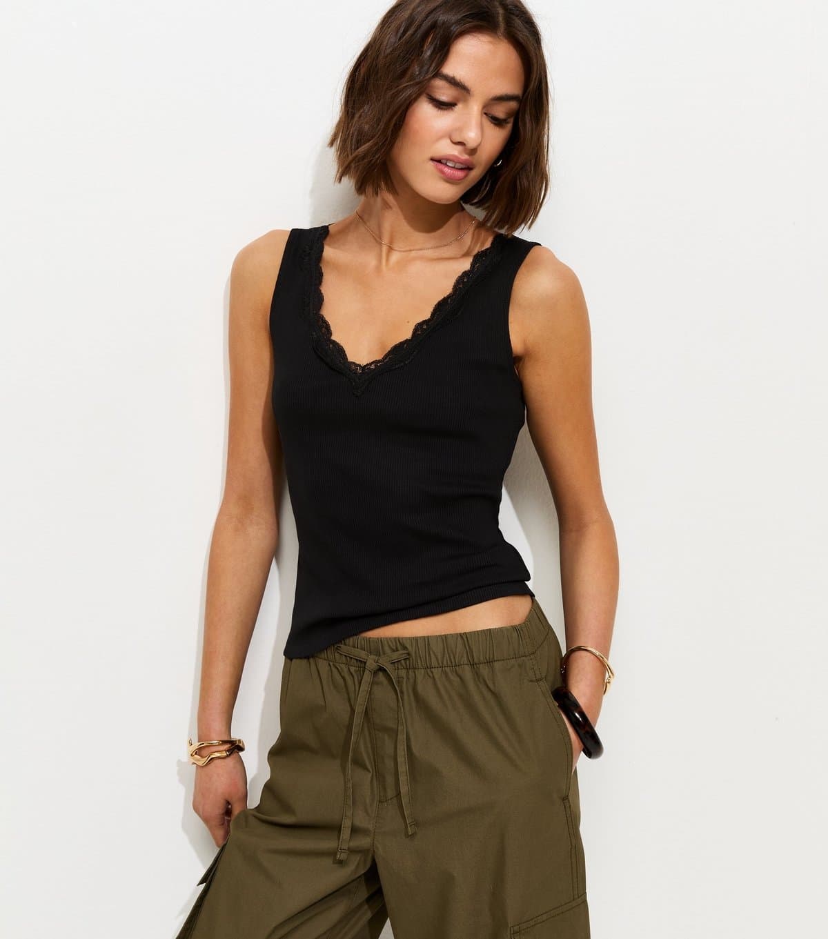 New Look Women's Black V Neck Lace Trim Vest New Look