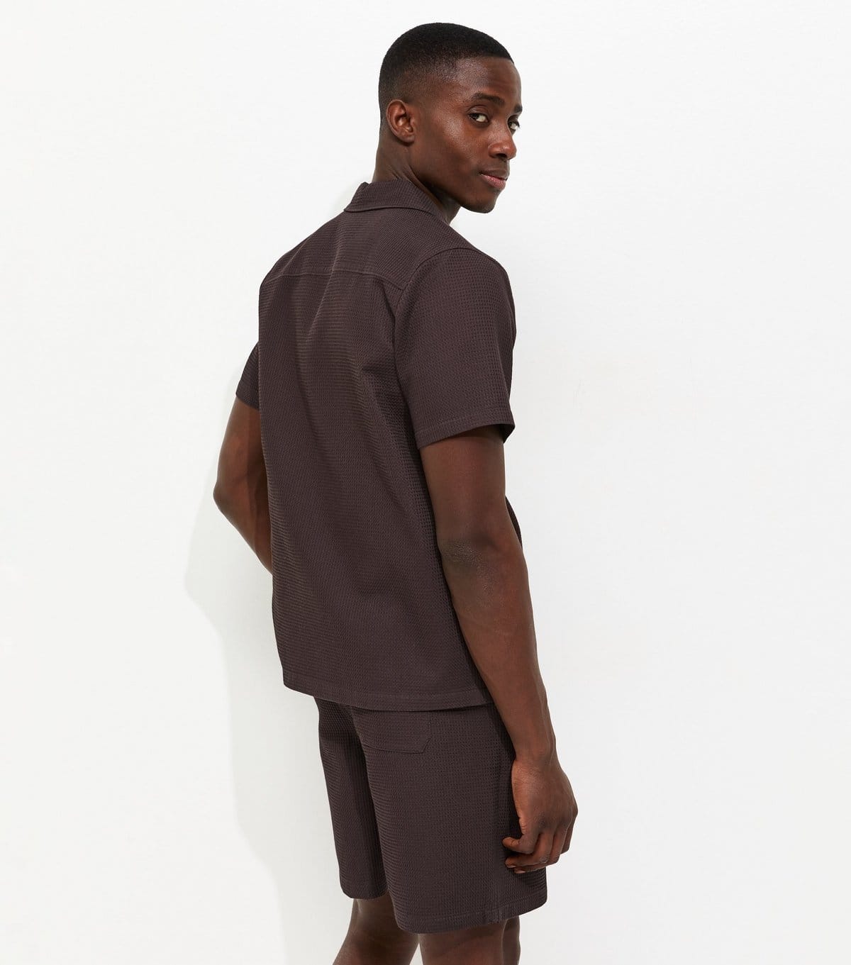 New Look Men's Dark Brown Waffle Drawstring Shorts New Look - 4