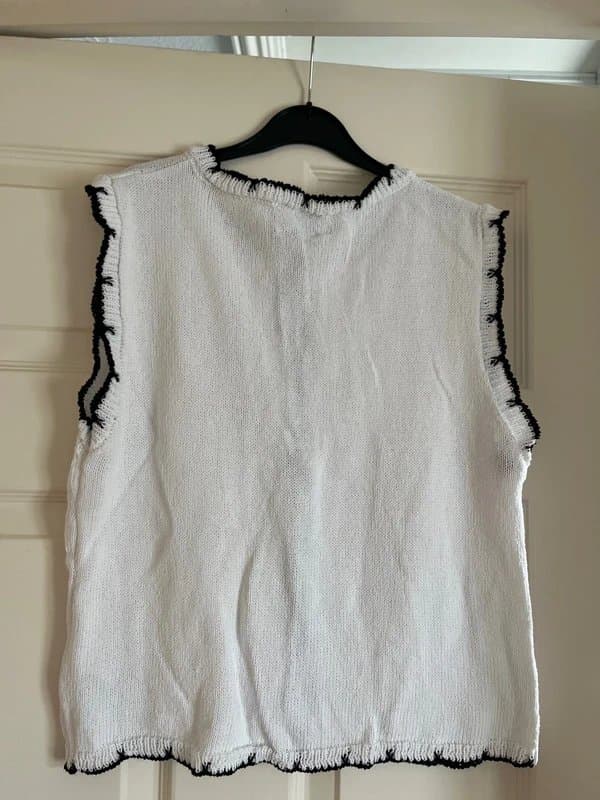 ASOS ASOS design white and black waistcoat top