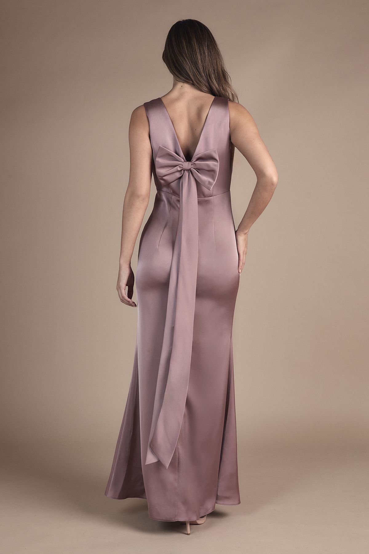 Coast Coast Women's Bow Back V Neck Satin Bridesmaid Dress in Dusty Mauve - 3