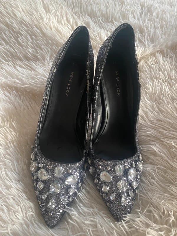 New Look Silver sequinned heels size 7/8