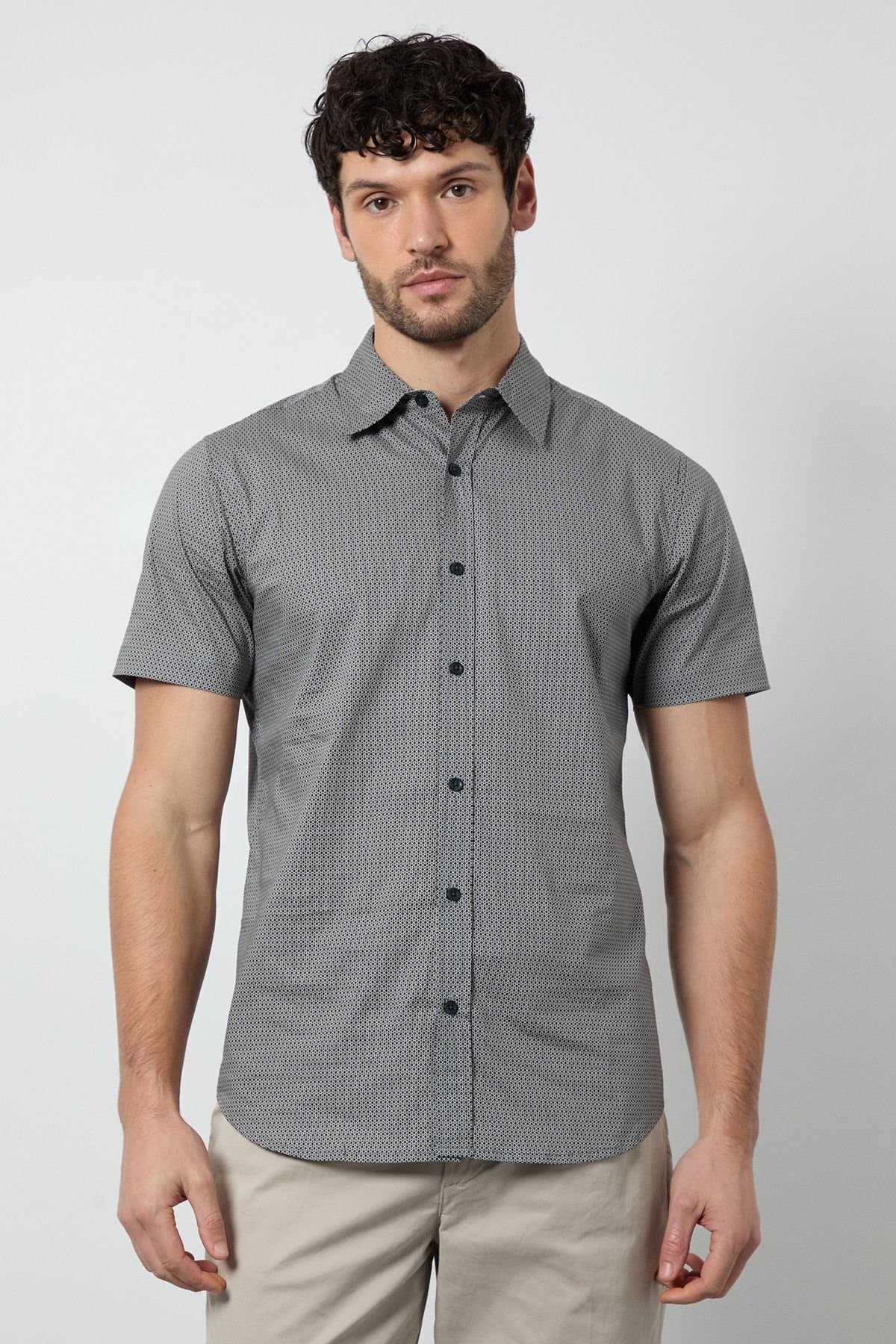 Burton Burton Men's White Geometric Print Short Sleeve Shirt