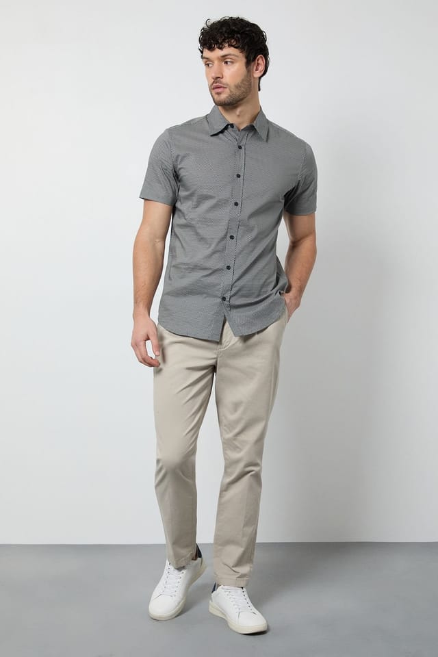 Burton Burton Men's White Geometric Print Short Sleeve Shirt - 2
