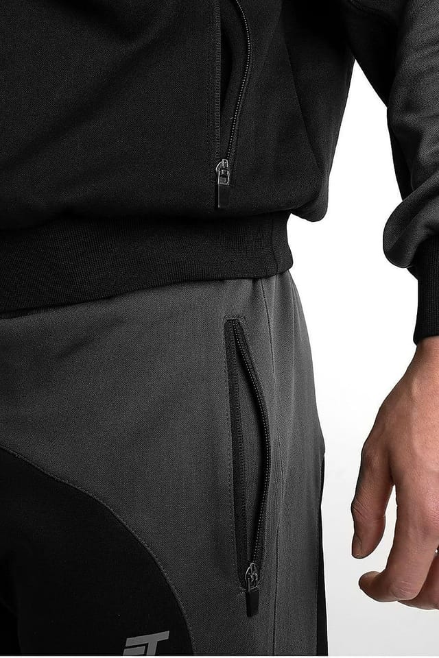 Foster Taylor Foster Taylor Men's Tech Fleece Joggers in Charcoal - 2