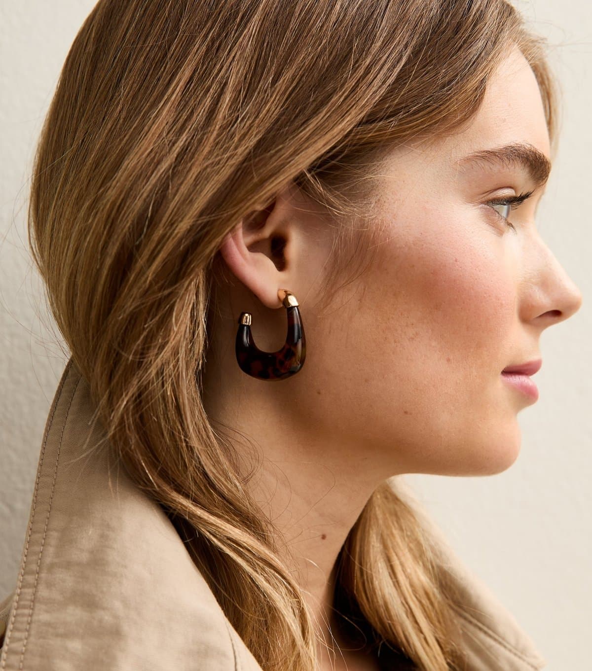 New Look Brown Tortoiseshell Curved Edge Earrings New Look