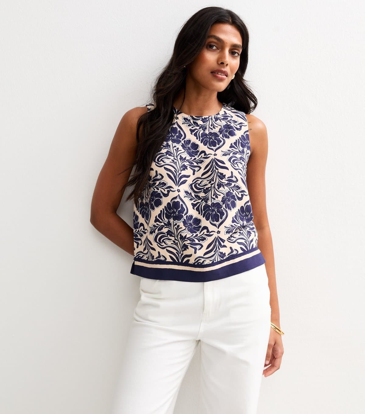 New Look Women's Blue Leaf Print Sleeveless Top New Look