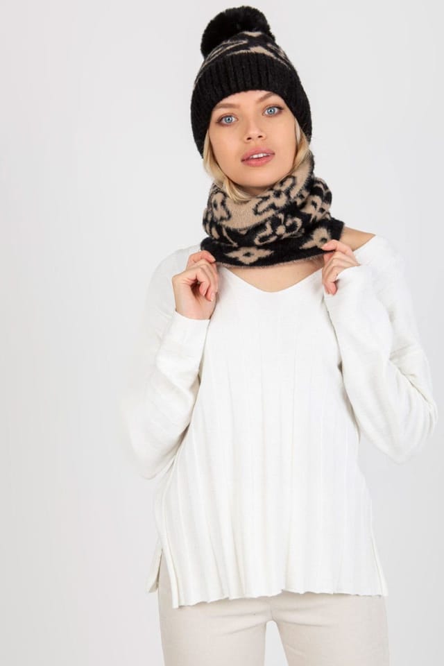 Love Lace Love Lace Women's Warm Infinity Scarf Chimney with Pattern & Matching Cap Set in Black - 2